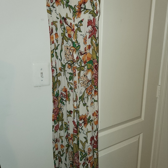 ZARA WOMAN FLOWER JUMPSUIT!!! - Picture 4 of 7